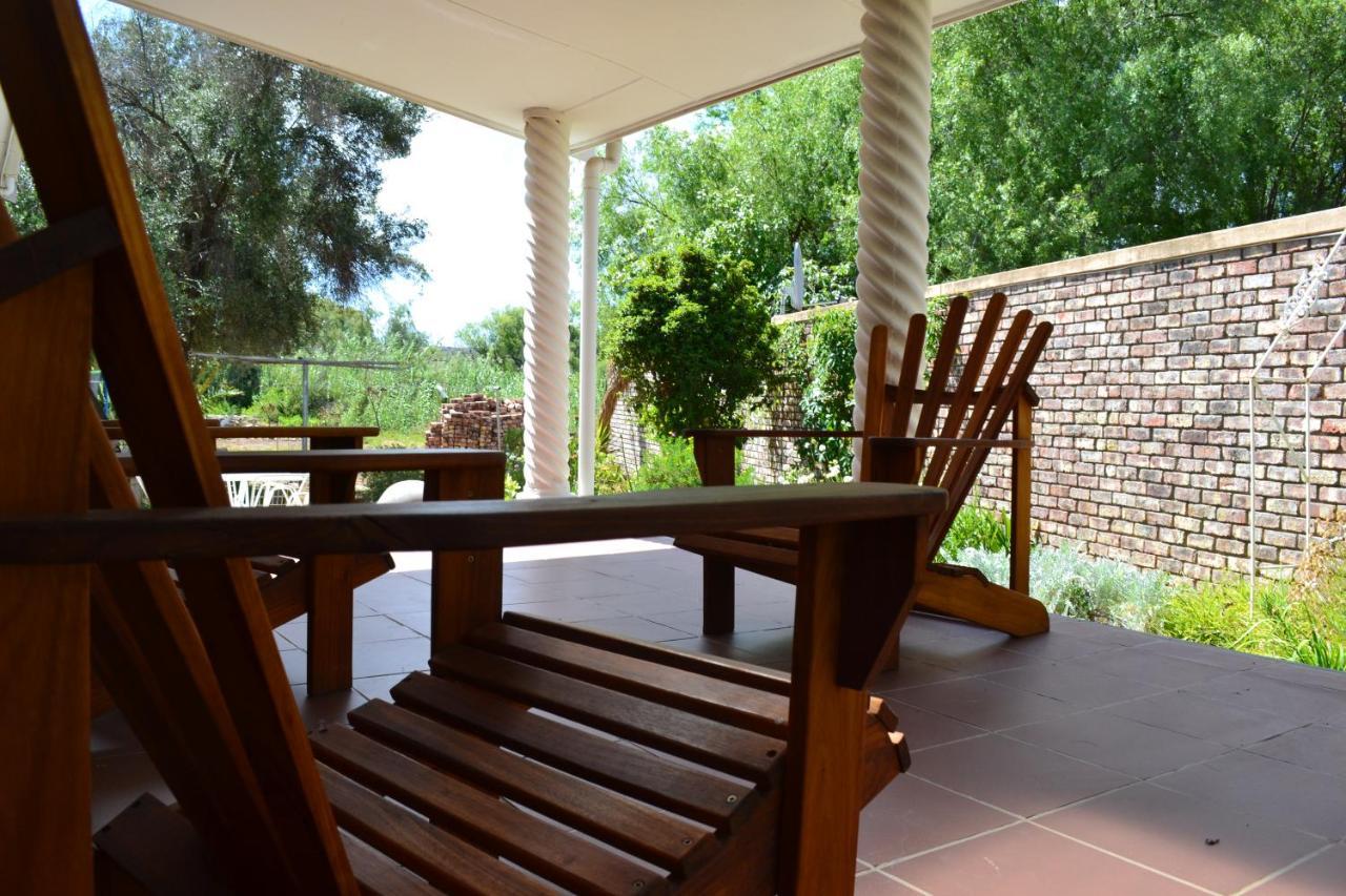 Stay@51 Botha
