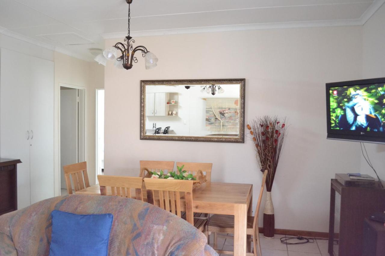Apartment Stay@51 Botha Oudtshoorn