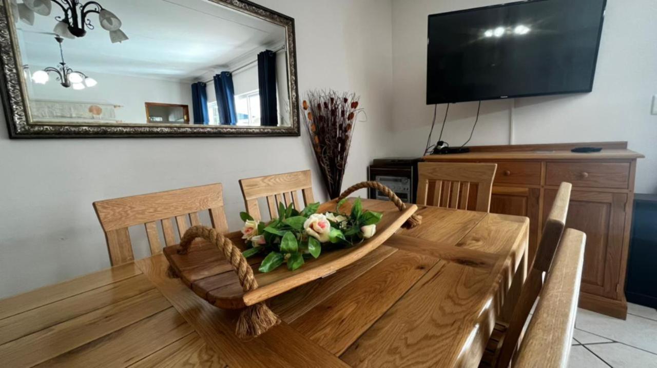 Apartment Stay@51 Botha Oudtshoorn