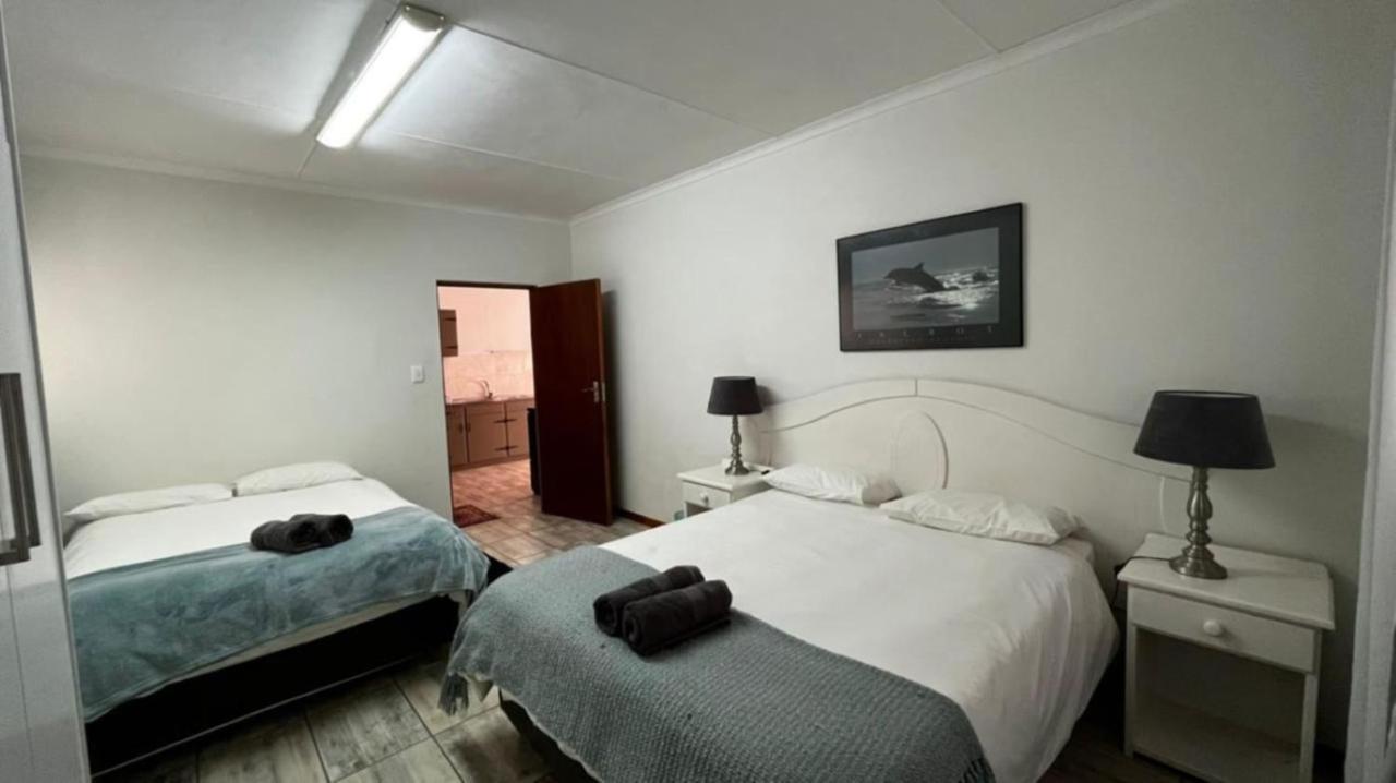 Stay@51 Botha