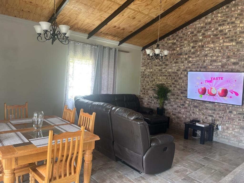 Stay@51 Botha * Oudtshoorn
