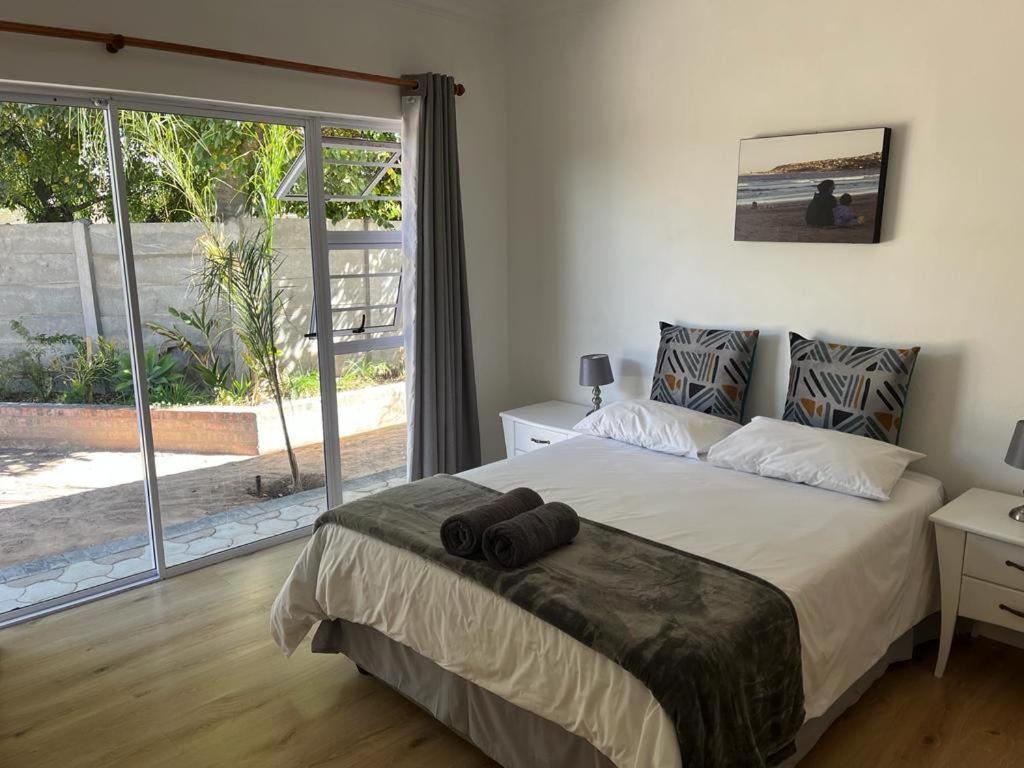 Stay@51 Botha Apartment Oudtshoorn